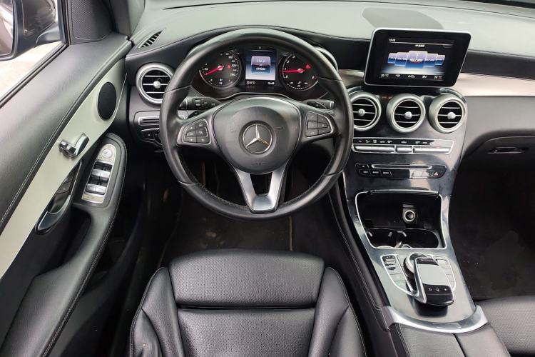 Used Mercedes-Benz GLC 2016 GLC 200 4MATIC Steering Wheel