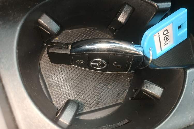 Used Mercedes-Benz GLC 2016 GLC 200 4MATIC Vehicle Key