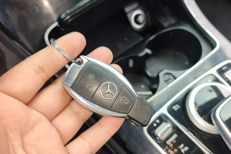 Used Mercedes-Benz GLC 2016 GLC 200 4MATIC Vehicle Key