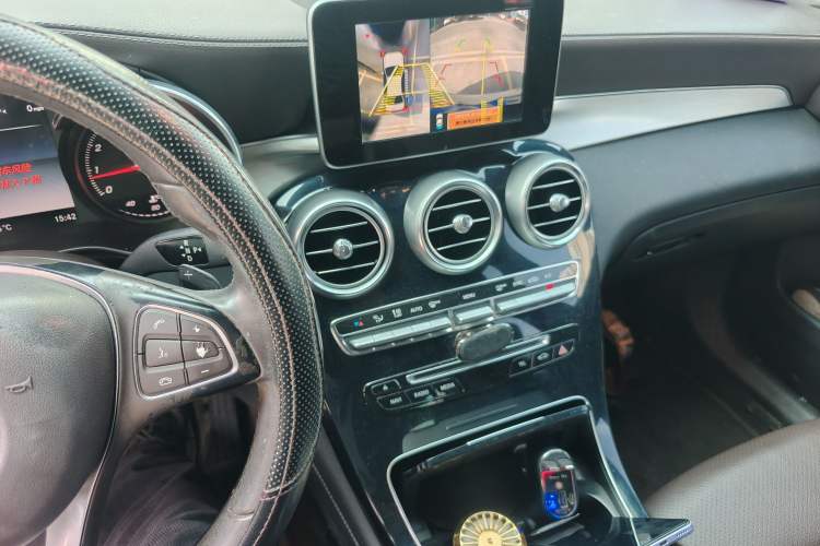 Used Mercedes-Benz GLC 2016 GLC 200 4MATIC Audio And AC Panel
