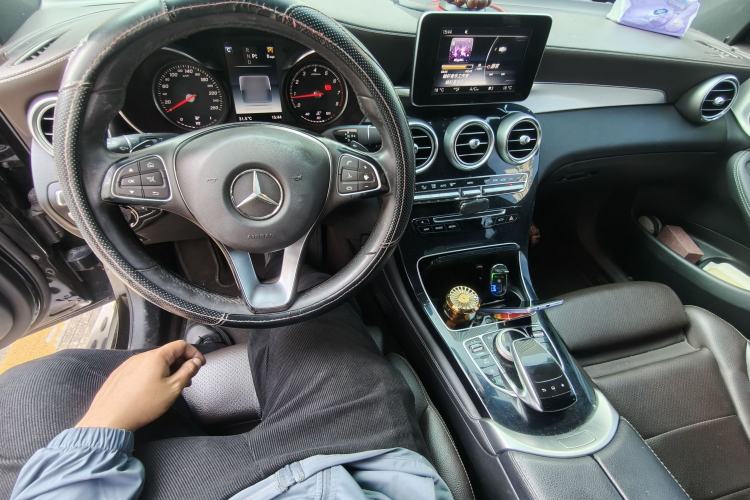 Used Mercedes-Benz GLC 2016 GLC 200 4MATIC Center Console