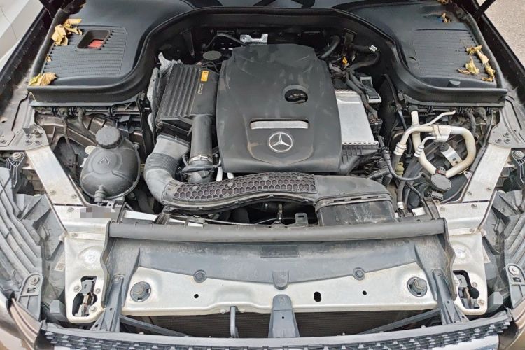 Used Mercedes-Benz GLC 2016 GLC 260 4MATIC Dynamic Edition Engine Bay