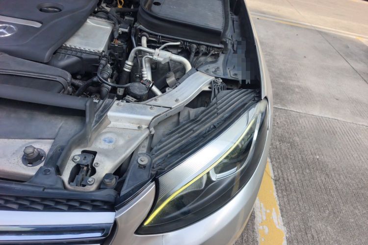 Used Mercedes-Benz GLC 2016 GLC 200 4MATIC Engine Bay Left