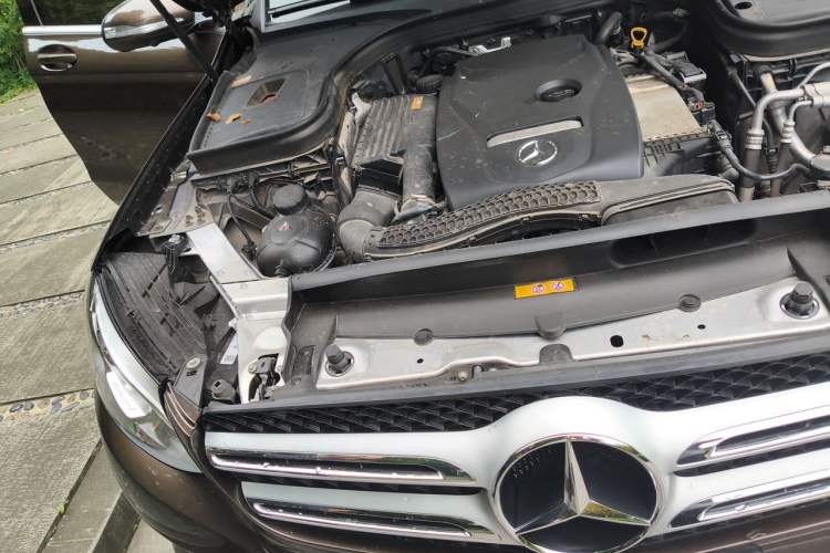 Used Mercedes-Benz GLC 2016 GLC 300 4MATIC Dynamic Model Engine Bay Right