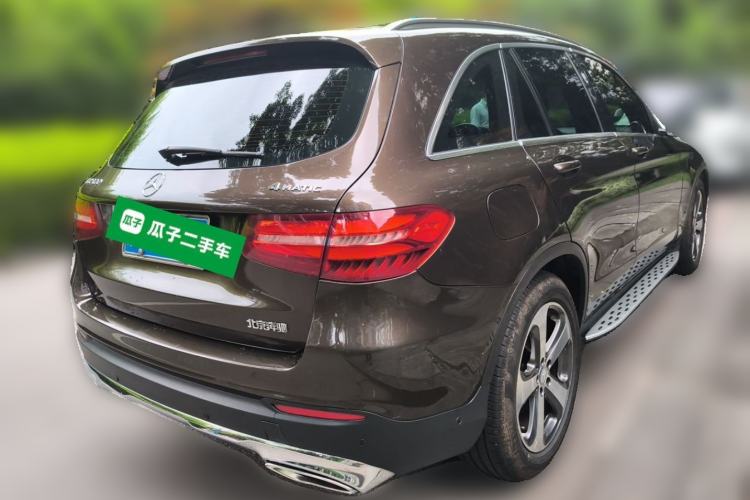 Used Mercedes-Benz GLC 2016 GLC 300 4MATIC Dynamic Model Rear Right 45 Deg