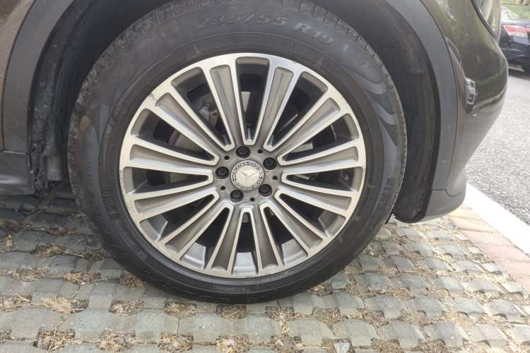 Used Mercedes-Benz GLC 2016 GLC 200 4MATIC Right Front Wheel Hub