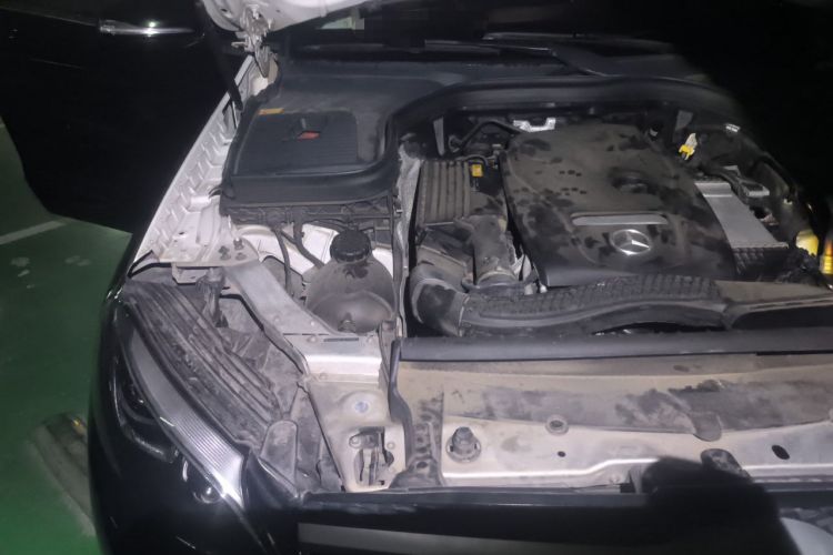 Used Mercedes-Benz GLC 2016 GLC 260 4MATIC Dynamic Edition Engine Bay Right