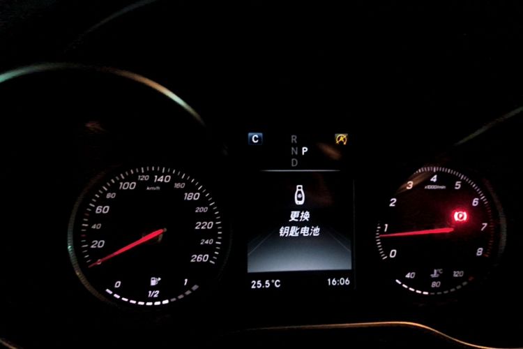 Used Mercedes-Benz GLC 2016 GLC 260 4MATIC Dynamic Edition Instrument Cluster