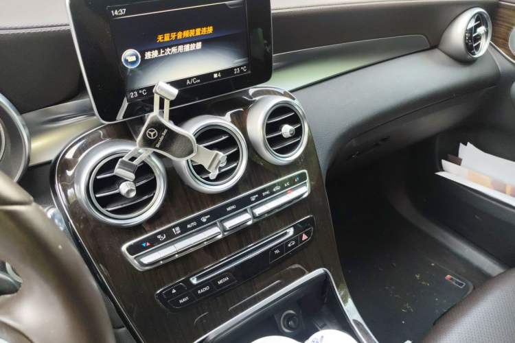 Used Mercedes-Benz GLC 2016 GLC 260 4MATIC Luxury Model Audio And AC Panel