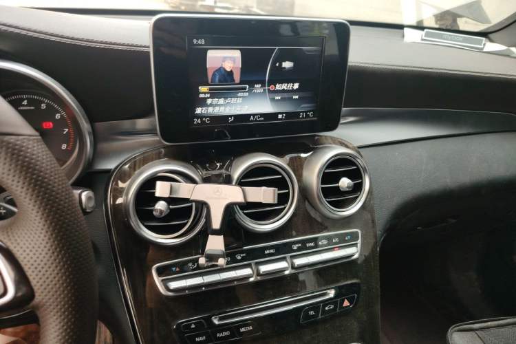Used Mercedes-Benz GLC 2016 GLC 260 4MATIC Luxury Model Audio And AC Panel