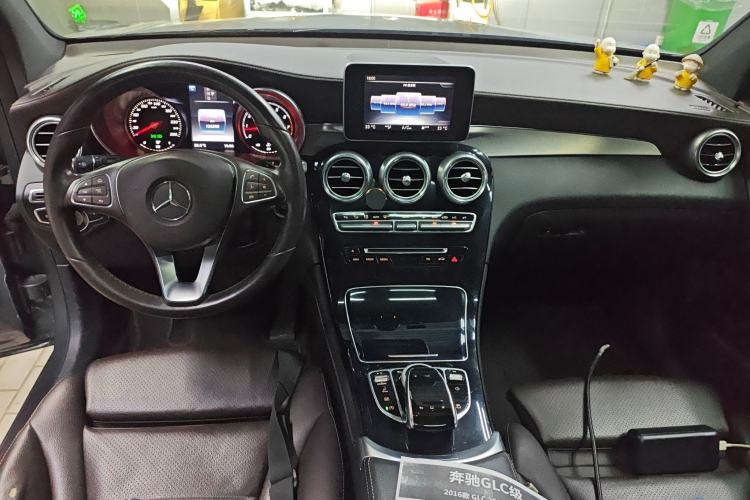 Used Mercedes-Benz GLC 2016 GLC 200 4MATIC Center Console