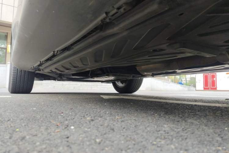 Used Mercedes-Benz GLC 2016 GLC 260 4MATIC Luxury Model Chassis Rear Left