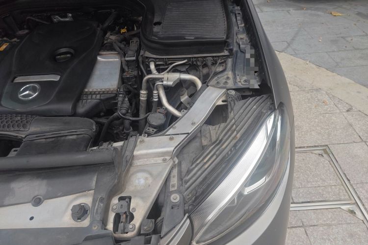 Used Mercedes-Benz GLC 2016 GLC 260 4MATIC Dynamic Edition Engine Bay Left