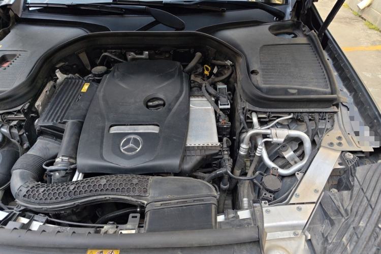 Used Mercedes-Benz GLC 2016 GLC 260 4MATIC Luxury Model Engine Bay Left