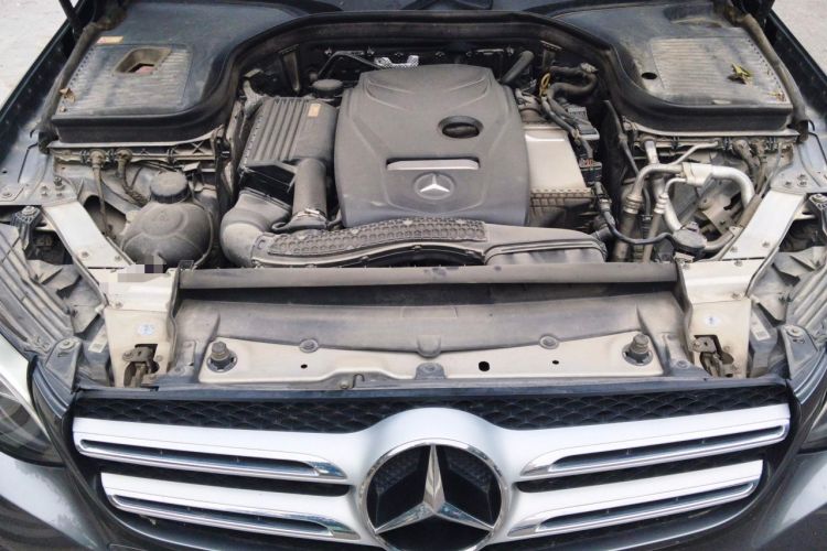 Used Mercedes-Benz GLC 2016 GLC 260 4MATIC Dynamic Edition Engine Bay