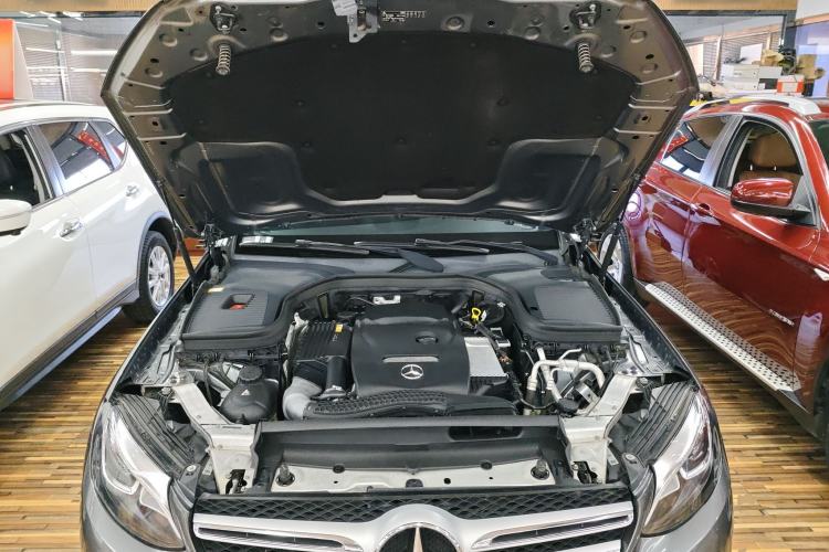 Used Mercedes-Benz GLC 2016 GLC 260 4MATIC Luxury Model Engine Bay