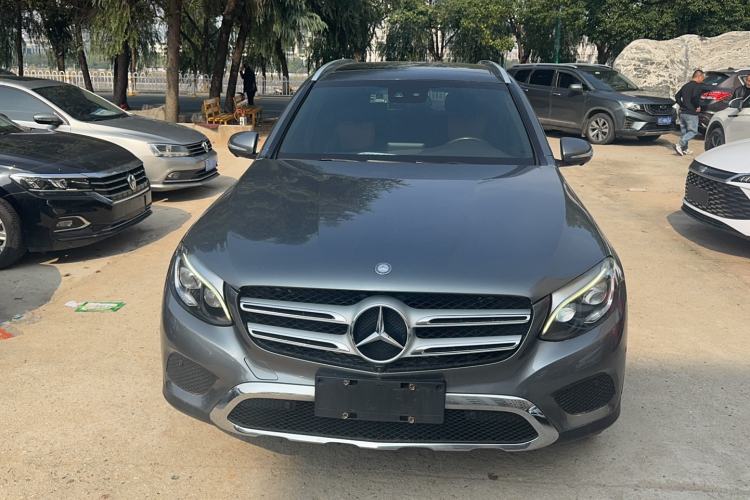 Used Mercedes-Benz GLC 2016 GLC 300 4MATIC Dynamic Model Exterior 1