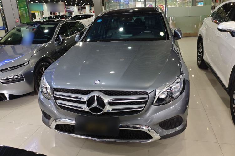 Used Mercedes-Benz GLC 2016 GLC 300 4MATIC Dynamic Model Exterior 1