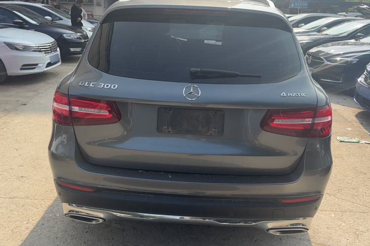 Used Mercedes-Benz GLC 2016 GLC 300 4MATIC Dynamic Model Exterior 4
