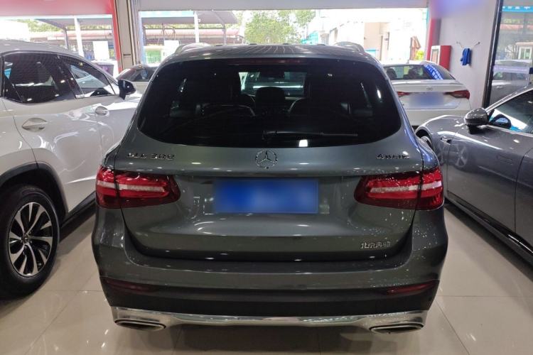 Used Mercedes-Benz GLC 2016 GLC 300 4MATIC Dynamic Model Exterior 4