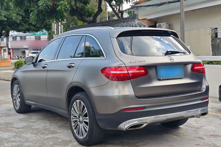 Used Mercedes-Benz GLC 2016 GLC 260 4MATIC Dynamic Edition Exterior 8