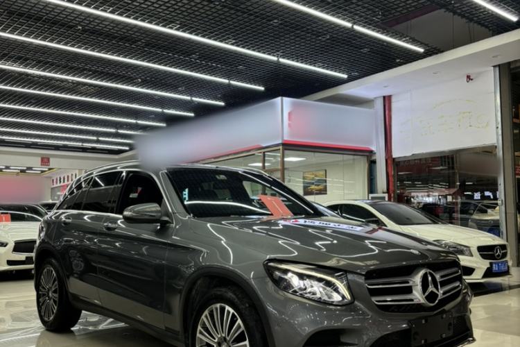 Used Mercedes-Benz GLC 2016 GLC 260 4MATIC Dynamic Edition Exterior 8