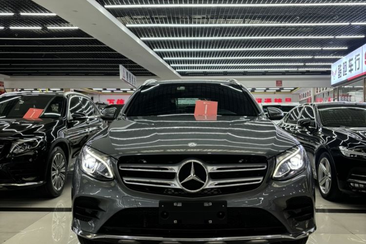 Used Mercedes-Benz GLC 2016 GLC 260 4MATIC Dynamic Edition Exterior 9