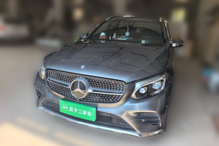 Used Mercedes-Benz GLC 2016 GLC 300 4MATIC Luxury Model Guazi used car, China used car export, Used car for sale, Used cars, Cheapest cars for sale
