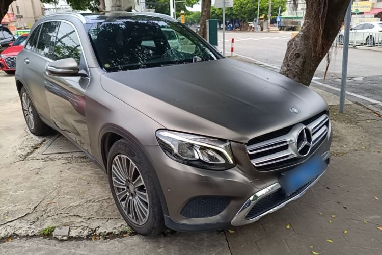 Used Mercedes-Benz GLC 2016 GLC 260 4MATIC Dynamic Edition Front Right 45 Deg