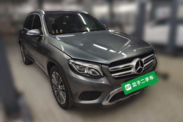 Used Mercedes-Benz GLC 2016 GLC 200 4MATIC Front Right 45 Deg