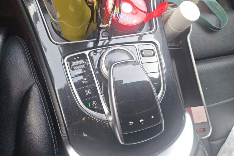 Used Mercedes-Benz GLC 2016 GLC 260 4MATIC Dynamic Edition Gear Lever