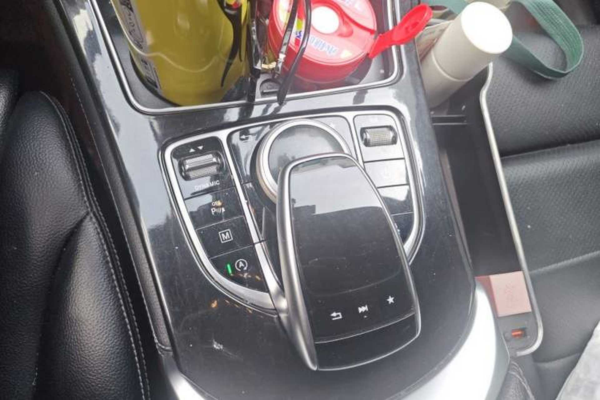Used Mercedes-Benz GLC 2016 GLC 260 4MATIC Dynamic Edition Gear Lever