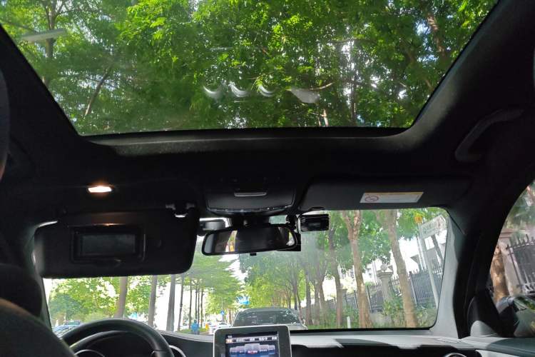 Used Mercedes-Benz GLC 2016 GLC 200 4MATIC Headliner