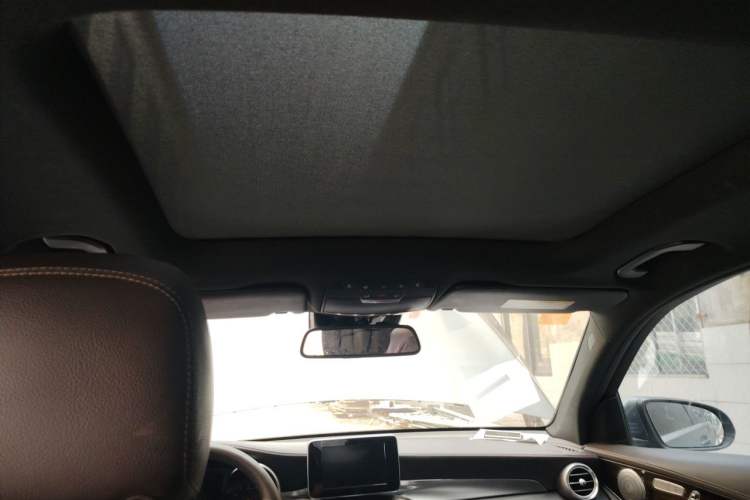 Used Mercedes-Benz GLC 2016 GLC 260 4MATIC Luxury Model Headliner