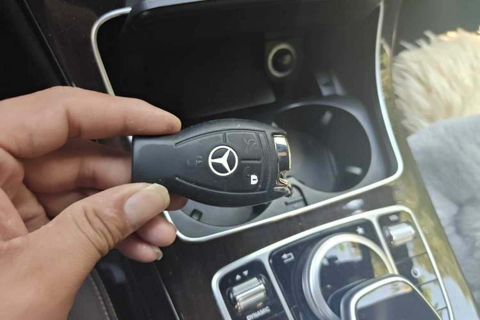 Used Mercedes-Benz GLC 2016 GLC 260 4MATIC Dynamic Edition Interior 1
