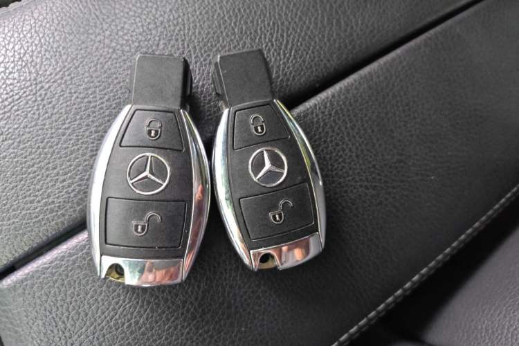 Used Mercedes-Benz GLC 2016 GLC 200 4MATIC Interior 1