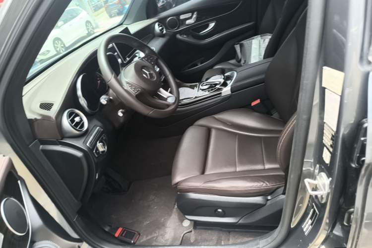 Used Mercedes-Benz GLC 2016 GLC 260 4MATIC Dynamic Edition Left Front Seat