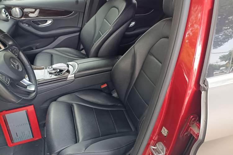 Used Mercedes-Benz GLC 2016 GLC 260 4MATIC Dynamic Edition Left Front Seat