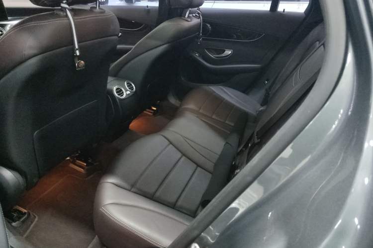 Used Mercedes-Benz GLC 2016 GLC 260 4MATIC Dynamic Edition Left Rear Seat