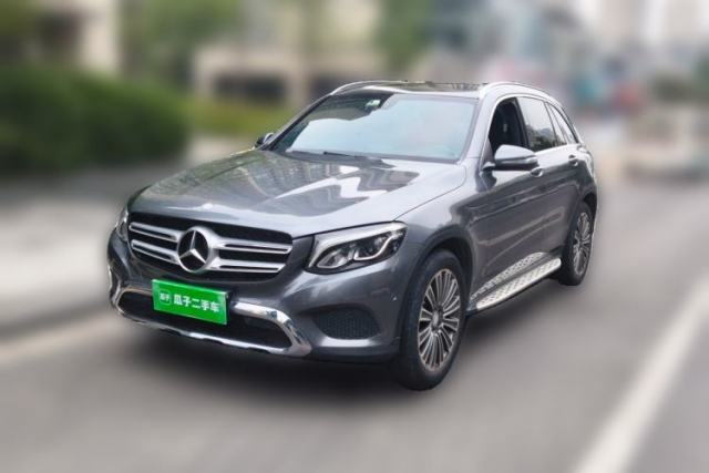 Ojetý Mercedes-Benz GLC 2016 GLC 260 4MATIC Dynamic Edition