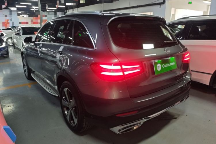 Used Mercedes-Benz GLC 2016 GLC 260 4MATIC Luxury Model Rear Left 45 Deg
