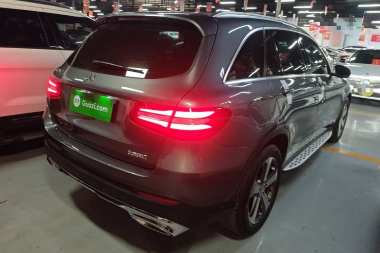 Used Mercedes-Benz GLC 2016 GLC 260 4MATIC Luxury Model Rear Right 45 Deg