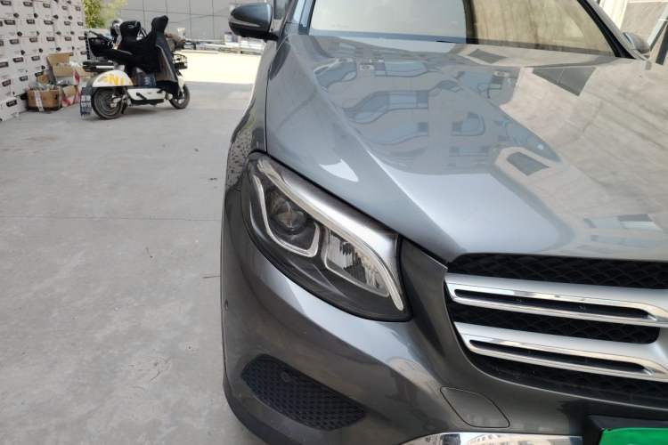Used Mercedes-Benz GLC 2016 GLC 260 4MATIC Luxury Model Right Front Headlight