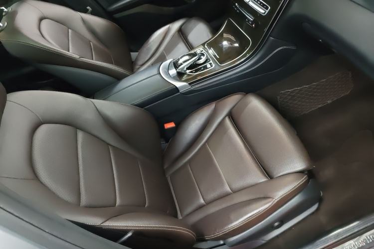 Used Mercedes-Benz GLC 2016 GLC 260 4MATIC Luxury Model Right Front Seat