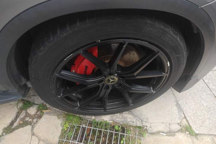 Used Mercedes-Benz GLC 2016 GLC 260 4MATIC Dynamic Edition Right Front Wheel Hub