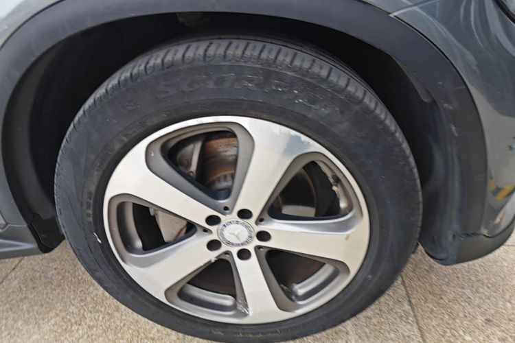 Used Mercedes-Benz GLC 2016 GLC 260 4MATIC Dynamic Edition Right Front Wheel Hub