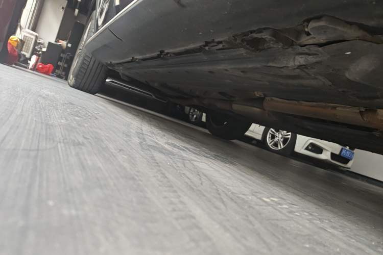 Used Mercedes-Benz GLC 2016 GLC 200 4MATIC Right Side Sill