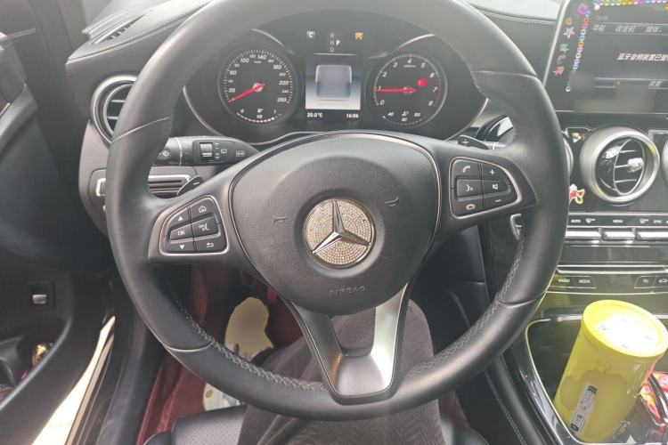 Used Mercedes-Benz GLC 2016 GLC 260 4MATIC Dynamic Edition Steering Wheel