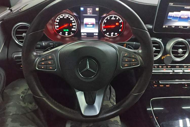 Used Mercedes-Benz GLC 2016 GLC 200 4MATIC Steering Wheel