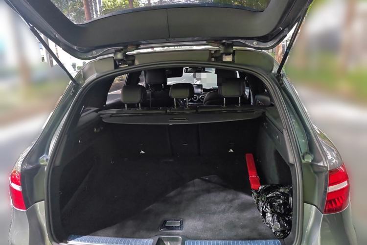 Used Mercedes-Benz GLC 2016 GLC 200 4MATIC Trunk